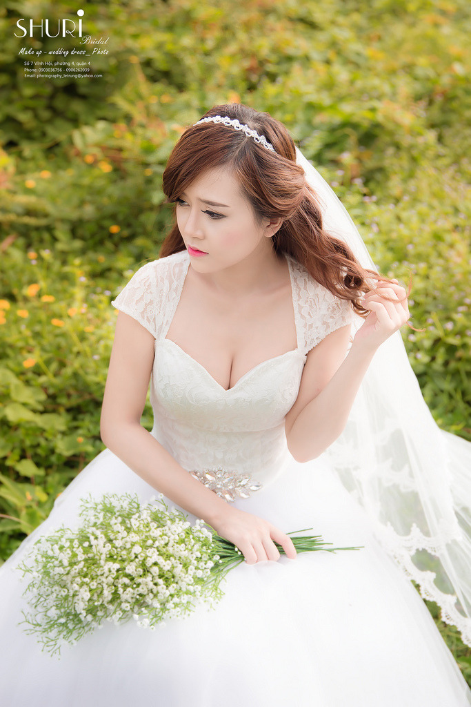 新婚不久上司出差被中出
