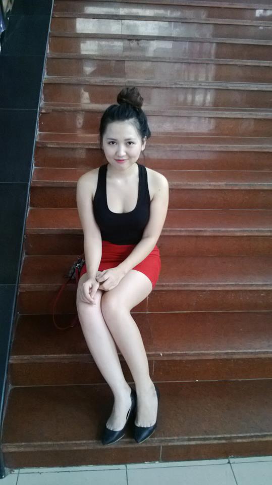 黑巨莖大戰(zhàn)俄羅斯美女